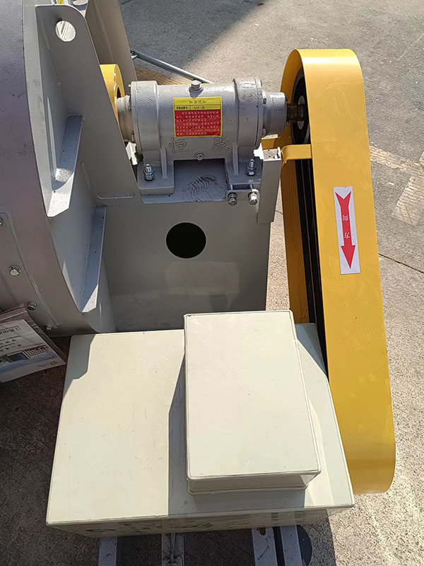 碳鋼材質(zhì)風(fēng)機(jī)15KW-4.jpg