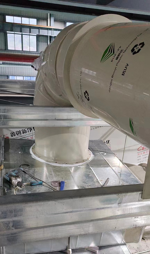pp風(fēng)管安裝4.jpg